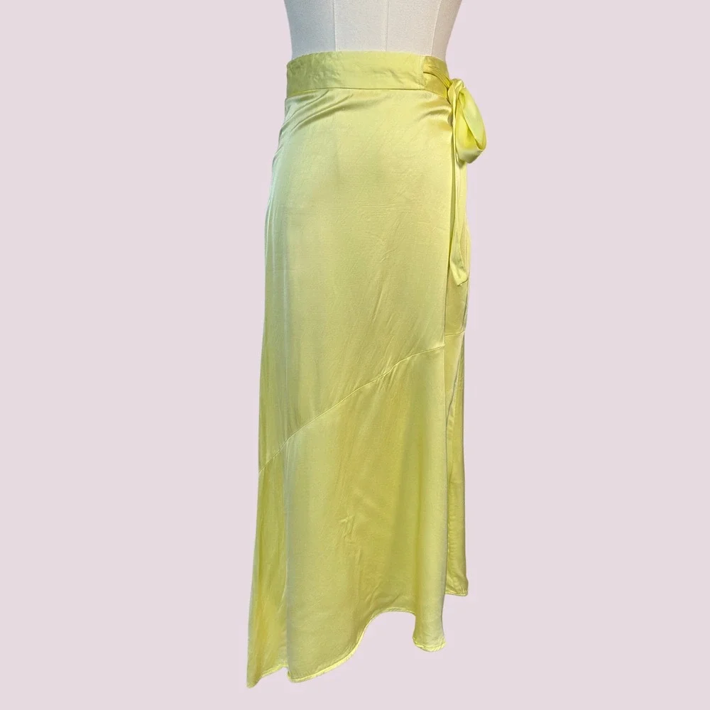 & Other Stories Butter Yellow Satin Wrap Maxi Skirt Asymmetric US 4